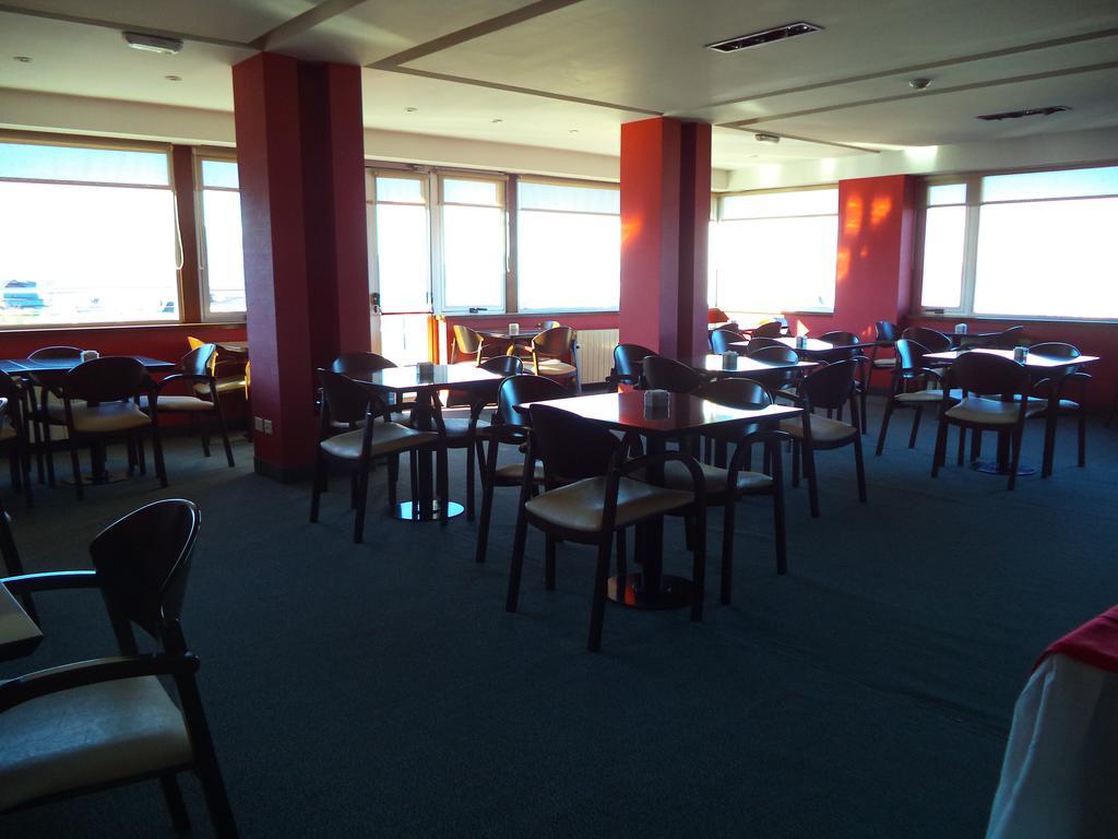 Mil810 Ushuaia Hotel Екстериор снимка