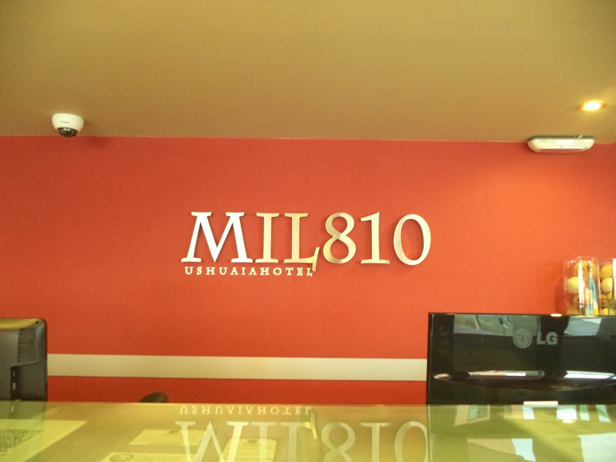 Mil810 Ushuaia Hotel Екстериор снимка