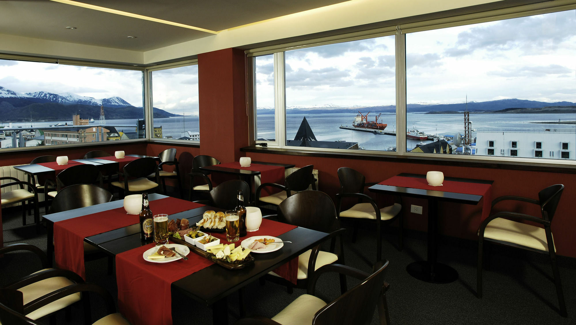 Mil810 Ushuaia Hotel Екстериор снимка
